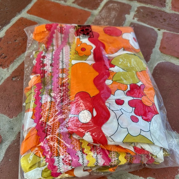 NWT CELIAB Women Red Sunstone Floral Tiered Midi Dress, Sz S - Picture 6 of 6